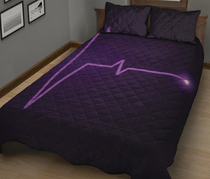Purple Heartbeat Print Quilt Bed Set