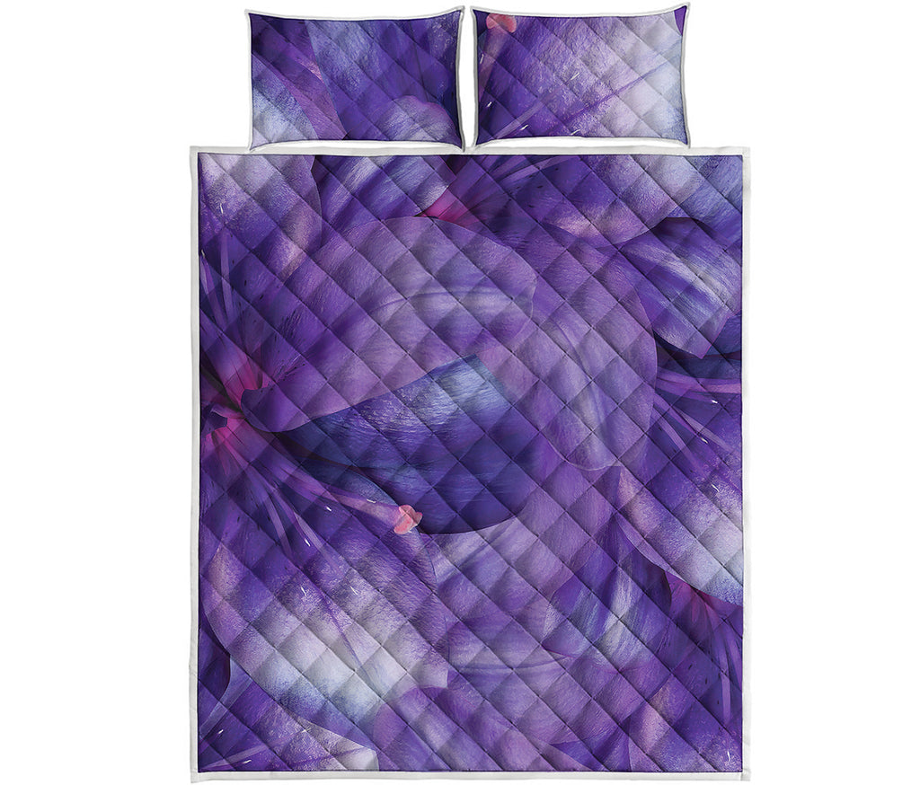 Purple Lily Flower Print Quilt Bed Set