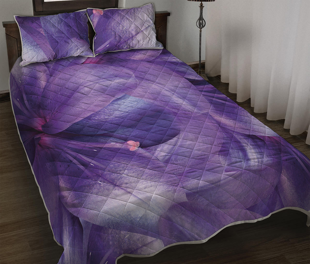 Purple Lily Flower Print Quilt Bed Set