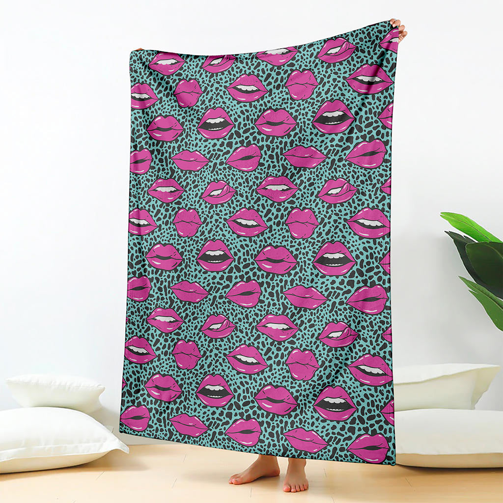 Purple Lips Pattern Print Blanket