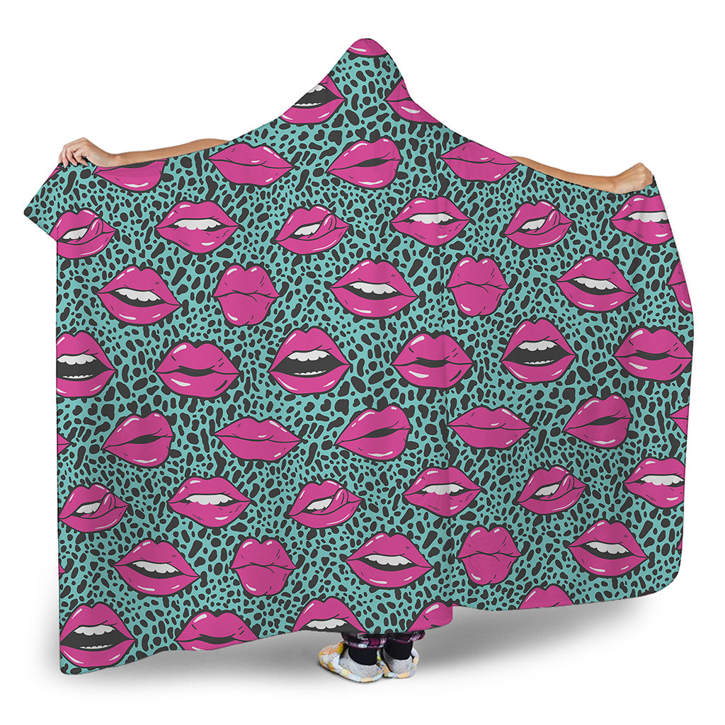 Purple Lips Pattern Print Hooded Blanket
