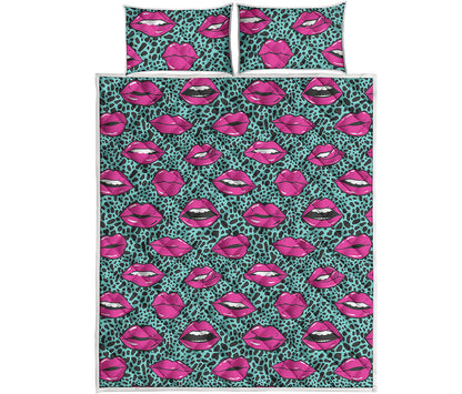 Purple Lips Pattern Print Quilt Bed Set