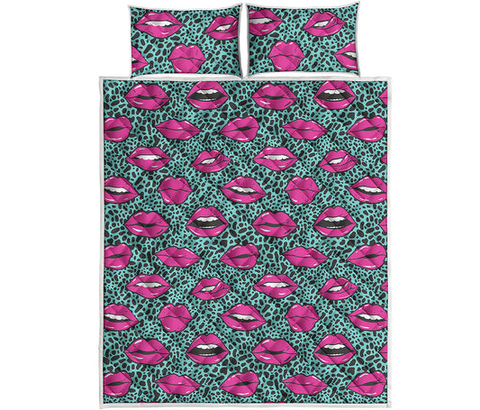Purple Lips Pattern Print Quilt Bed Set