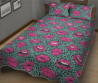Purple Lips Pattern Print Quilt Bed Set