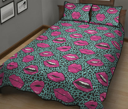 Purple Lips Pattern Print Quilt Bed Set