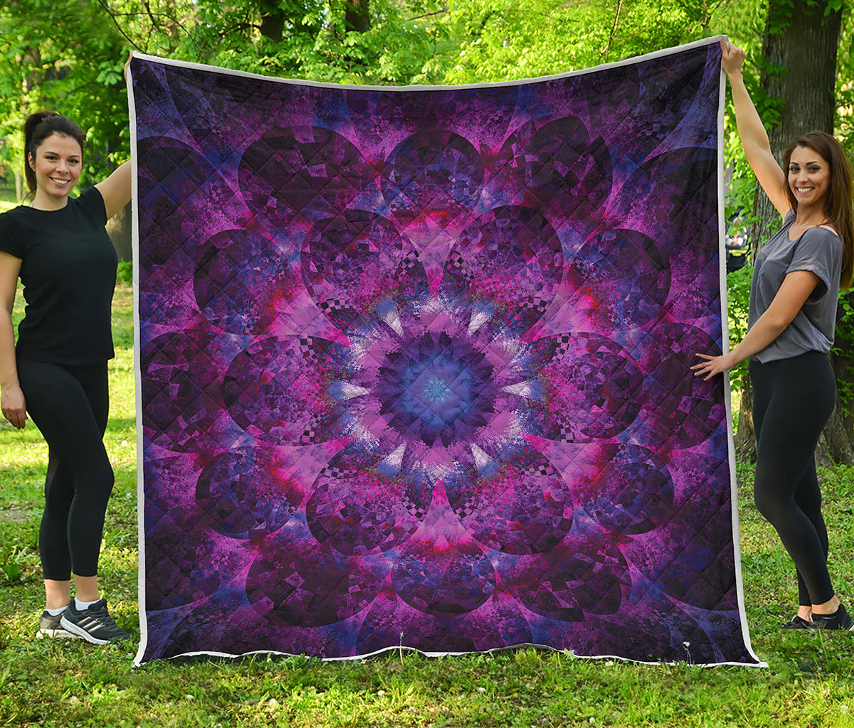 Purple Mandala Flower Print Quilt