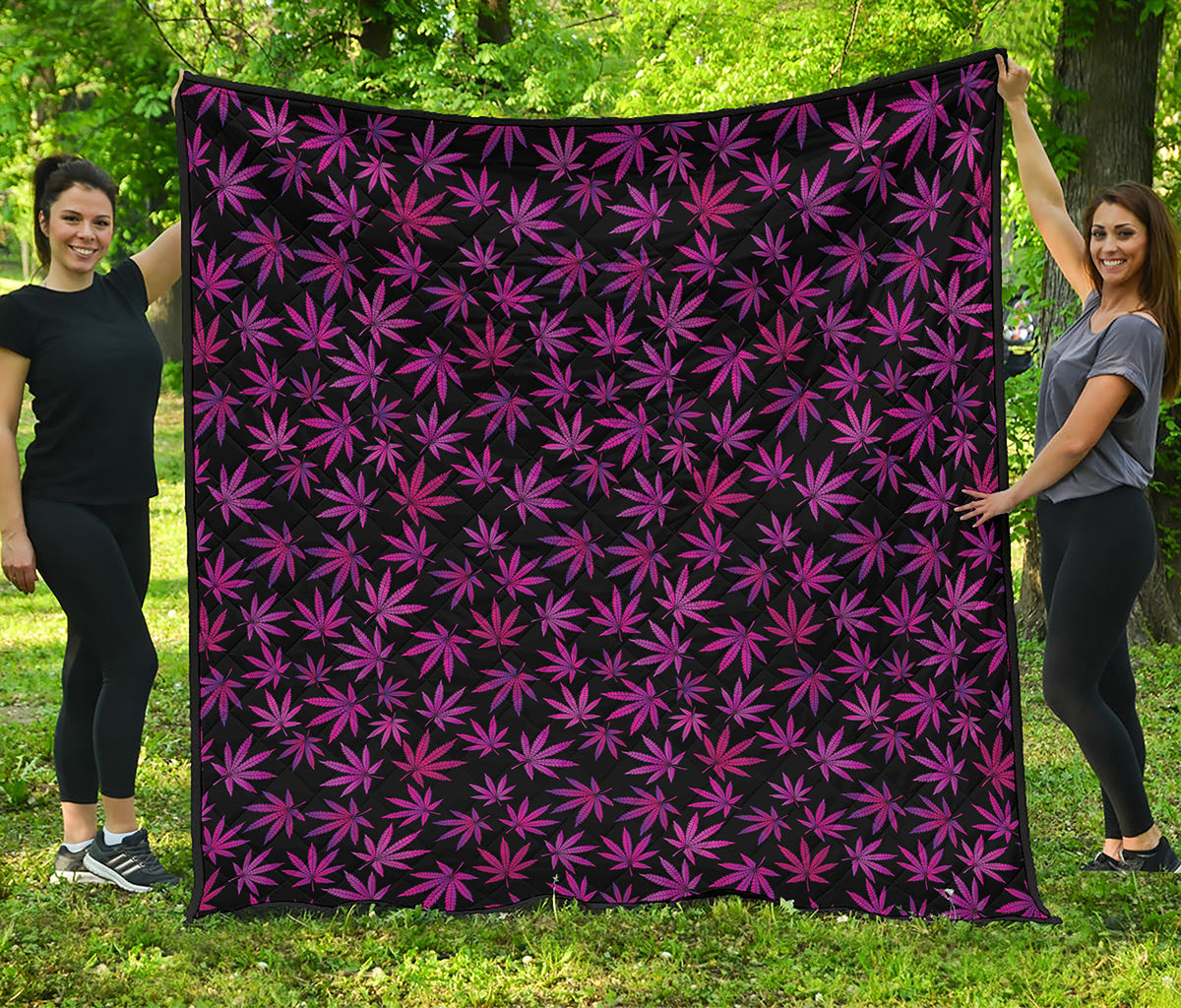 Purple Marijuana Leaf Pattern Print Quilt