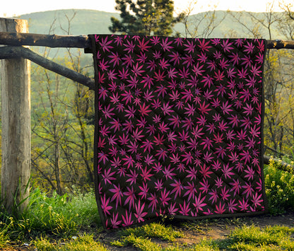 Purple Marijuana Leaf Pattern Print Quilt