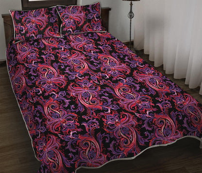 Purple Paisley Pattern Print Quilt Bed Set