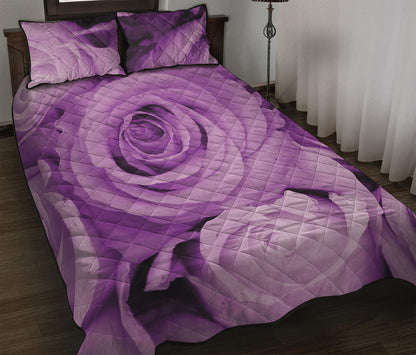 Purple Rose Print Quilt Bed Set