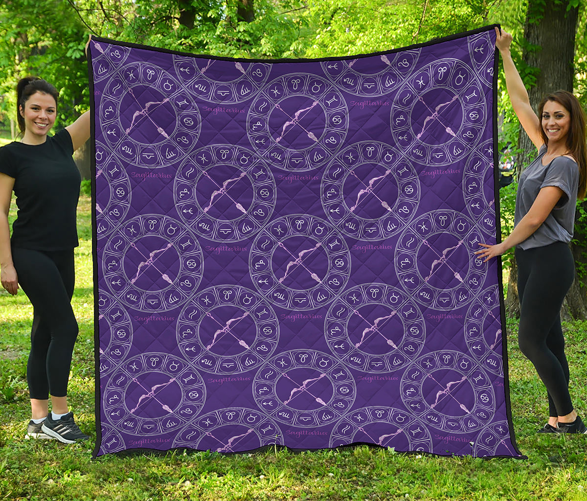 Purple Sagittarius Zodiac Pattern Print Quilt
