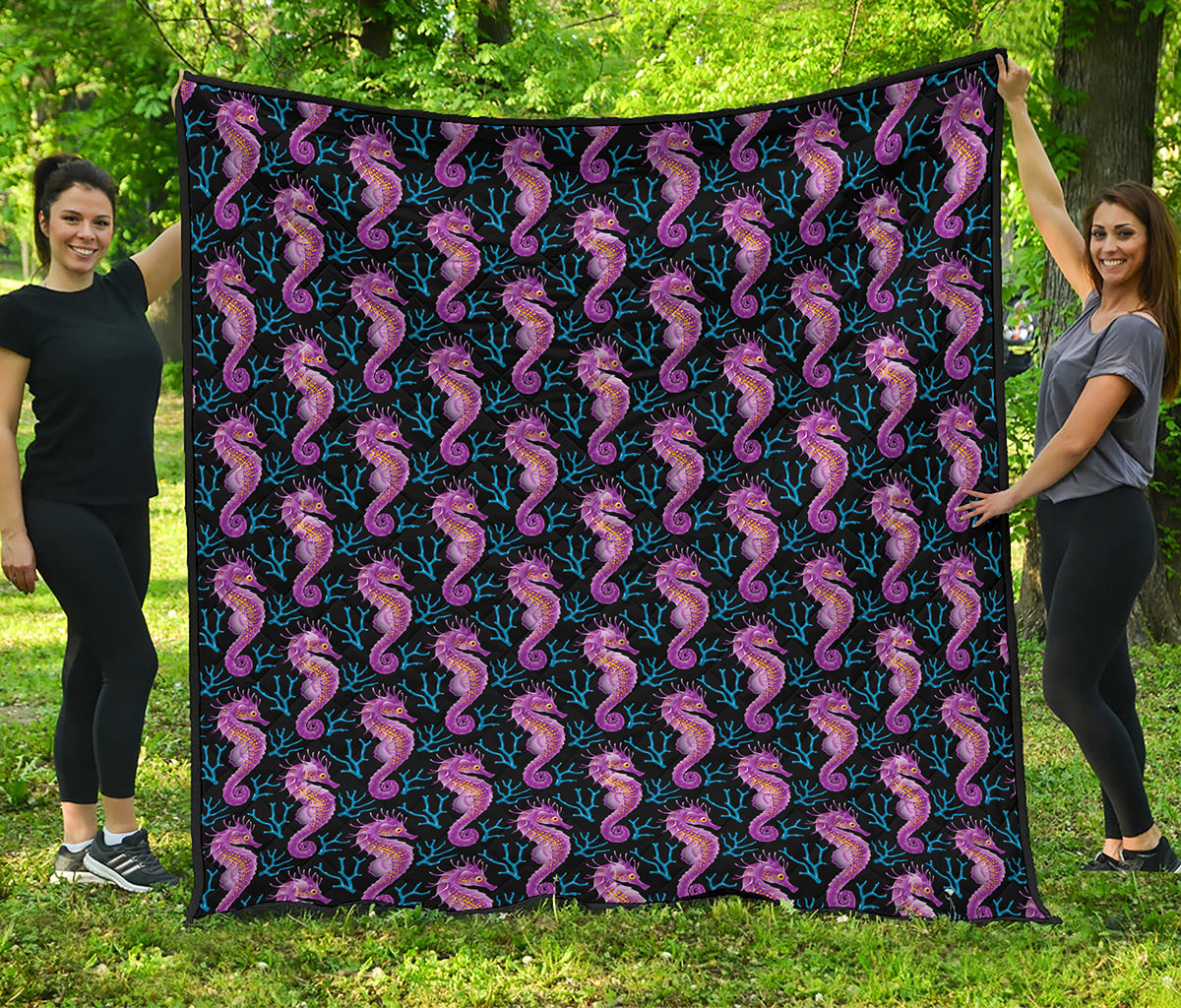 Purple Seahorse Pattern Print Quilt