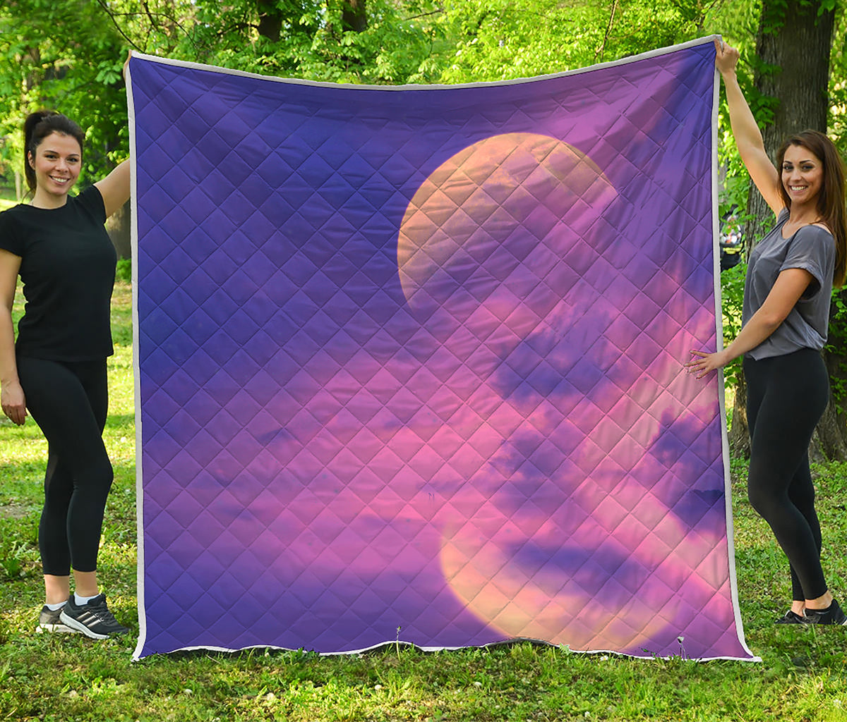 Purple Sky And Full Moon Print Quilt