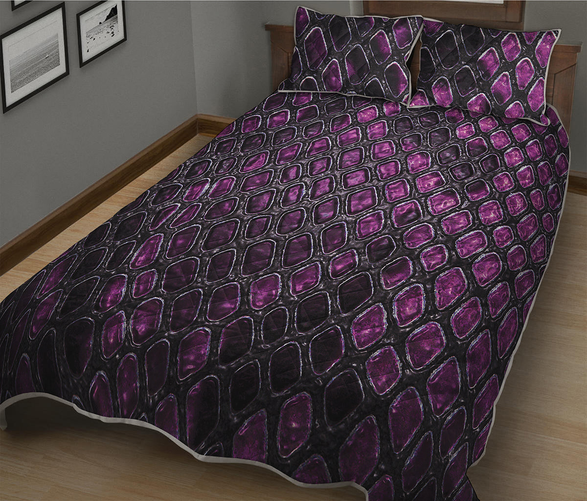 Purple Snakeskin Print Quilt Bed Set