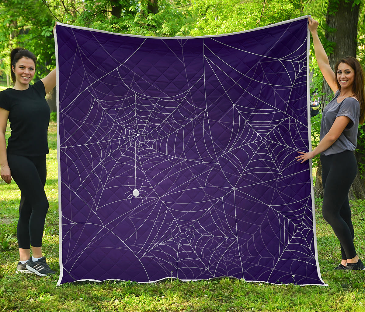 Purple Spider Web Pattern Print Quilt
