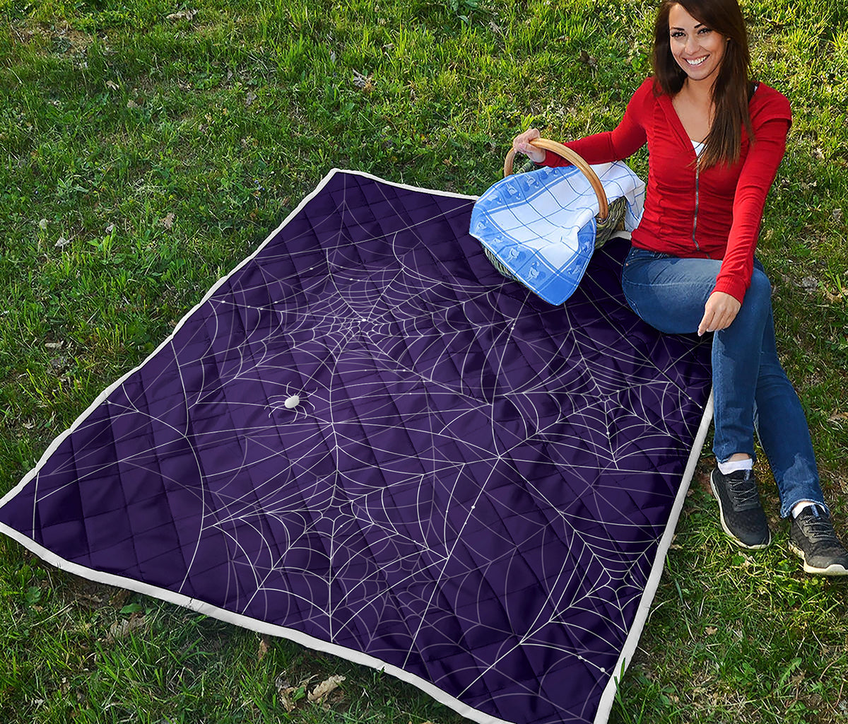 Purple Spider Web Pattern Print Quilt