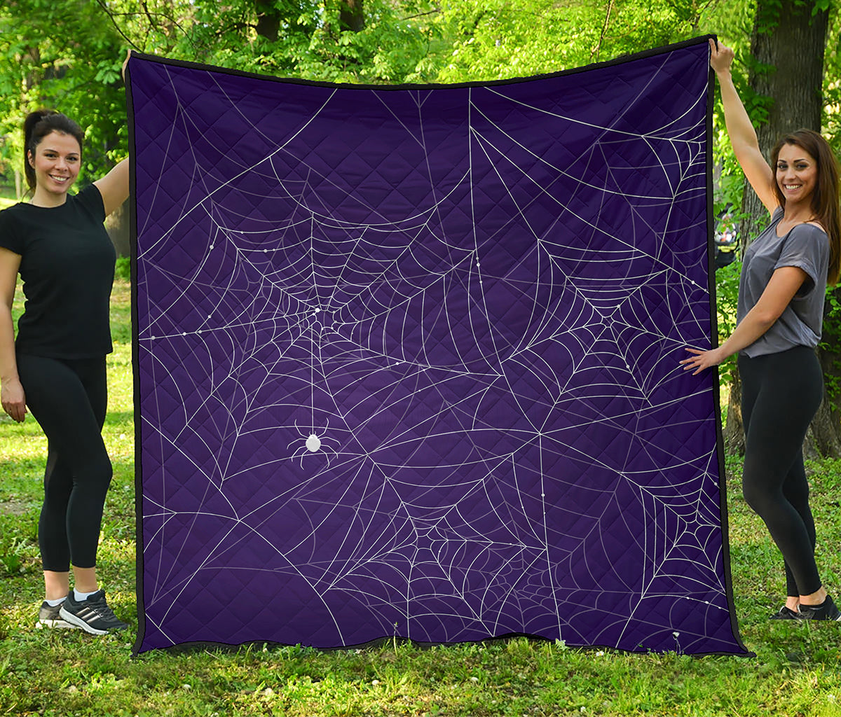 Purple Spider Web Pattern Print Quilt
