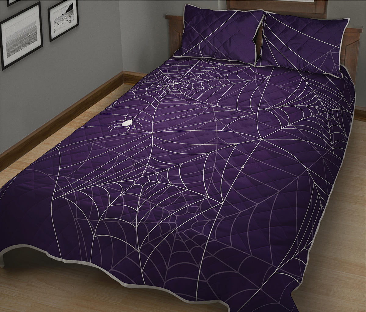 Purple Spider Web Pattern Print Quilt Bed Set