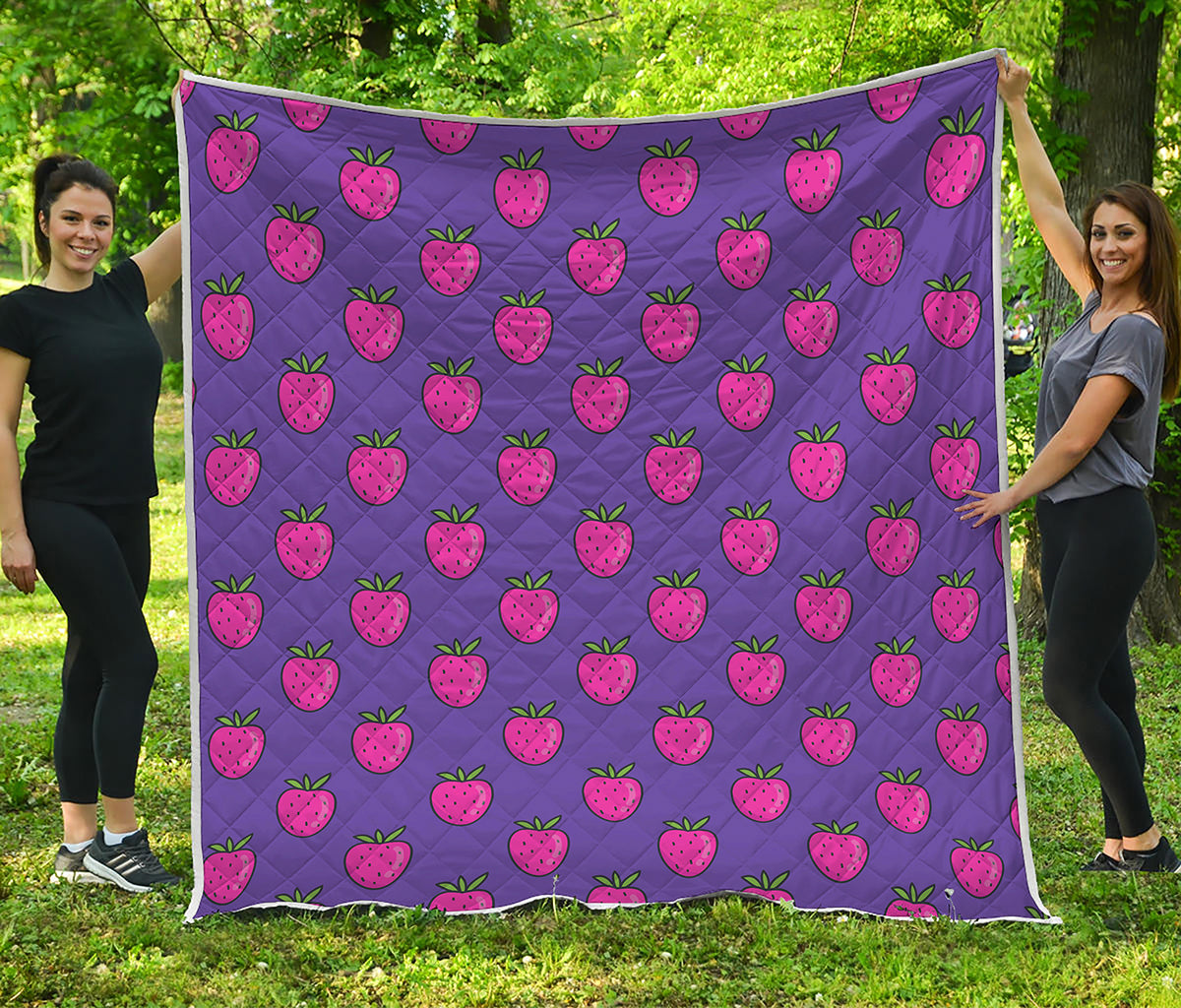 Purple Strawberry Pattern Print Quilt