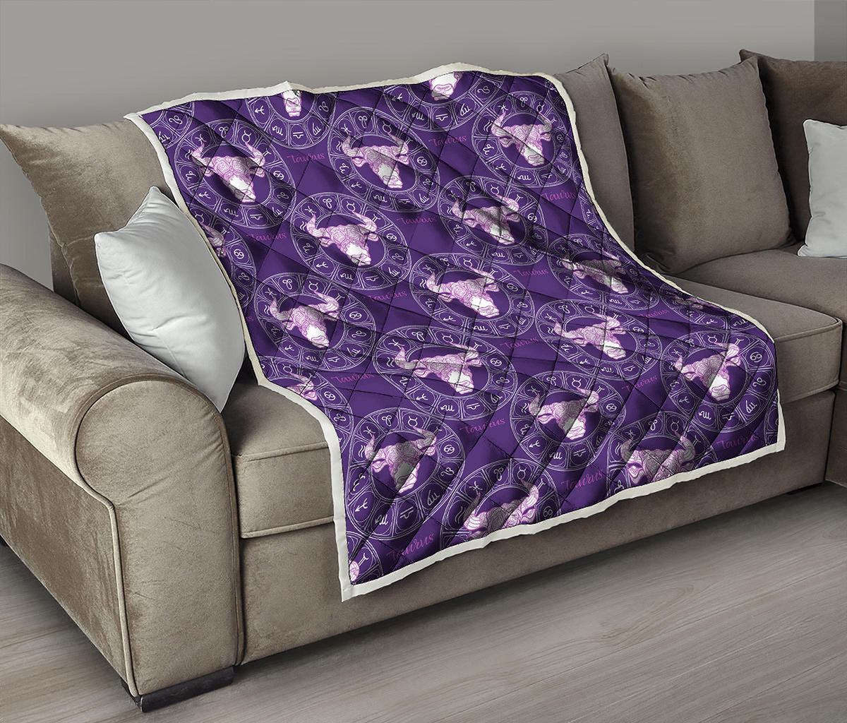 Purple Taurus Zodiac Pattern Print Quilt