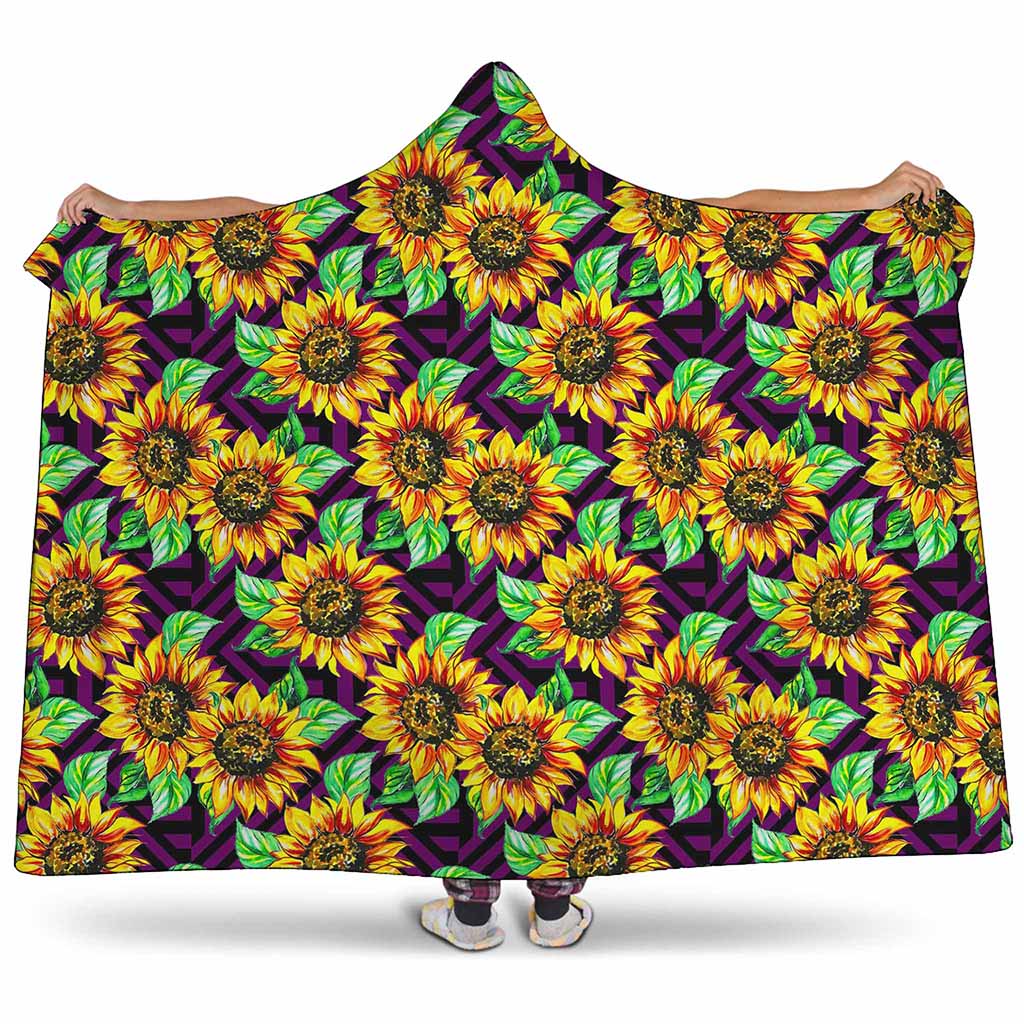 Purple Trippy Sunflower Pattern Print Hooded Blanket