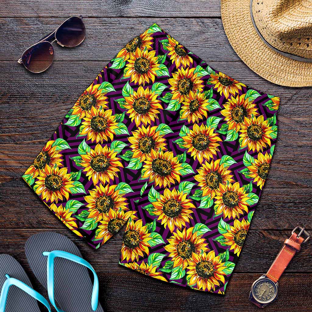 Purple Trippy Sunflower Pattern Print Men's Shorts