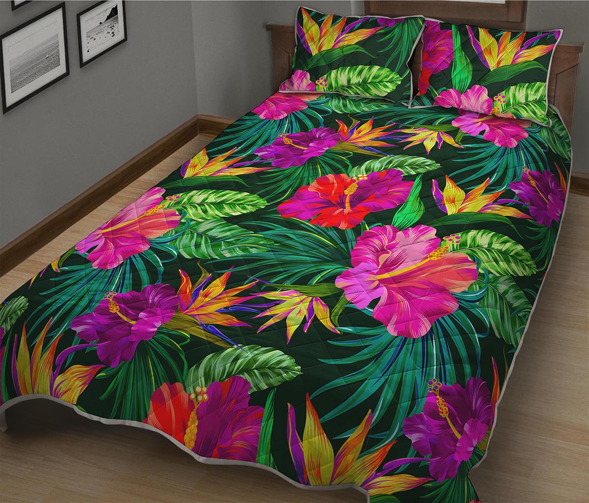 Purple Tropical Pattern Print Quilt Bed Set