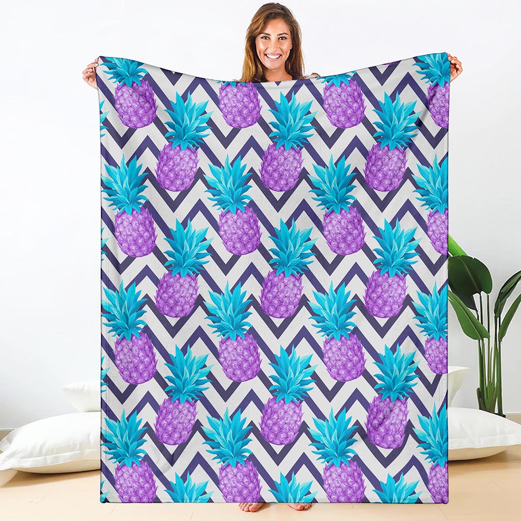 Purple Zig Zag Pineapple Pattern Print Blanket