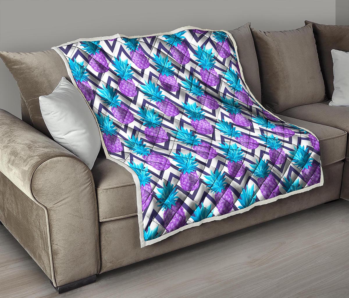 Purple Zig Zag Pineapple Pattern Print Quilt