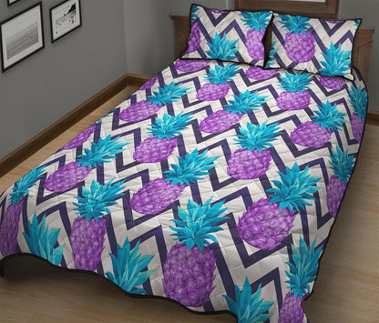 Purple Zig Zag Pineapple Pattern Print Quilt Bed Set