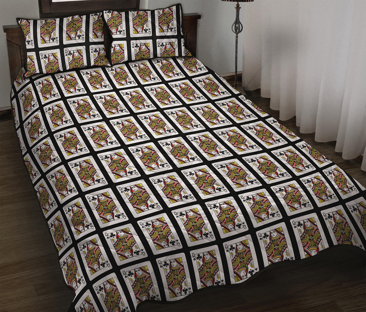 Queen Of Clubs Playing Card Pattern Print Quilt Bed Set