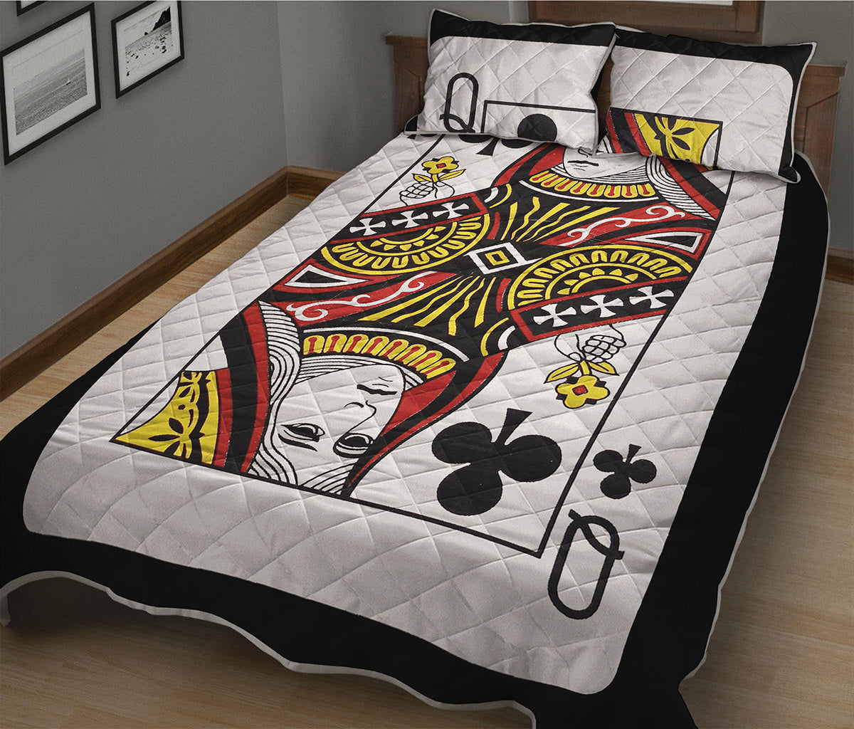 Queen Of Clubs Playing Card Print Quilt Bed Set