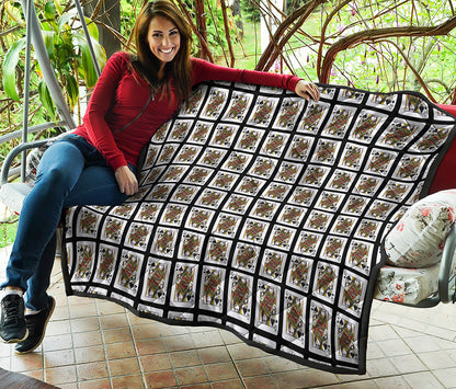 Queen Of Spades Playing Card Pattern Print Quilt