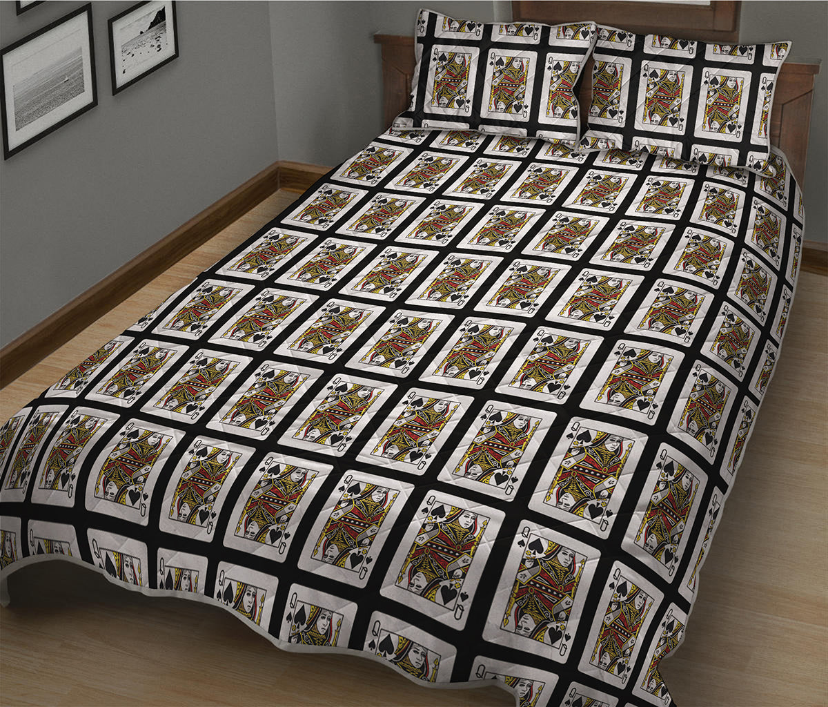 Queen Of Spades Playing Card Pattern Print Quilt Bed Set