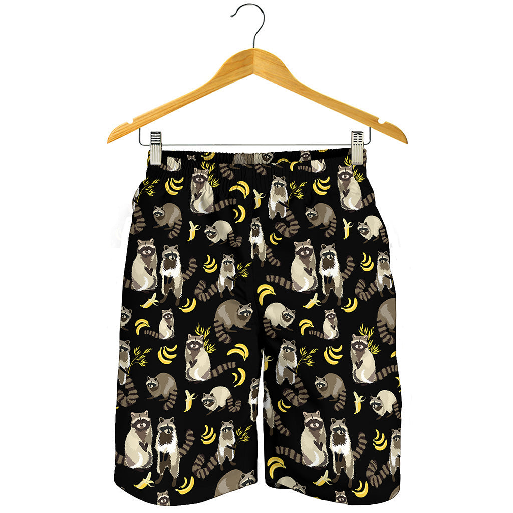 Raccoon And Banana Pattern Print Men's Shorts
