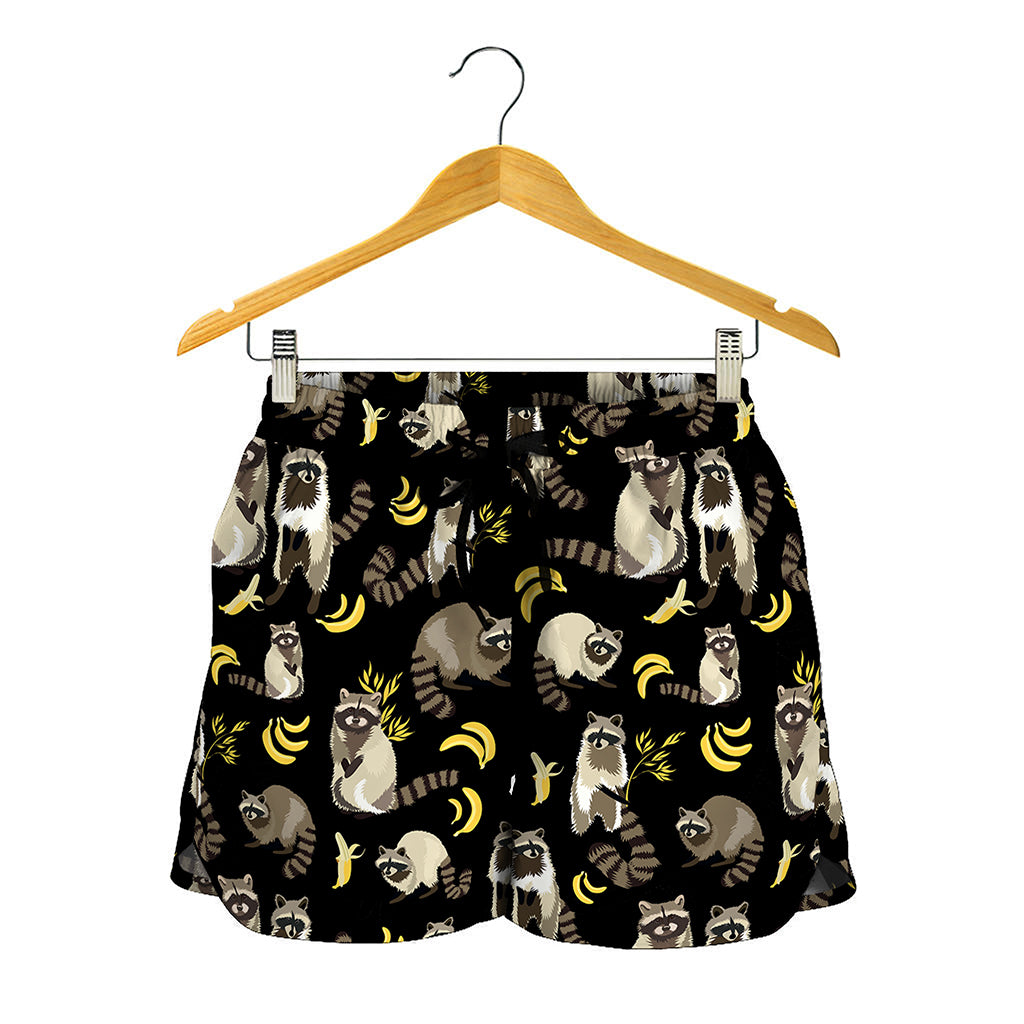 Raccoon And Banana Pattern Print Women's Shorts