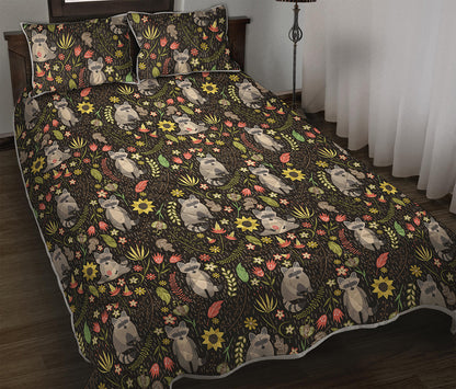Raccoon And Floral Pattern Print Quilt Bed Set