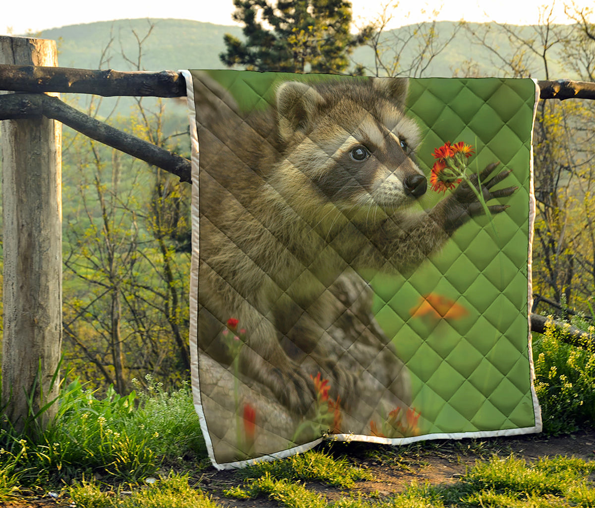 Raccoon And Flower Print Quilt