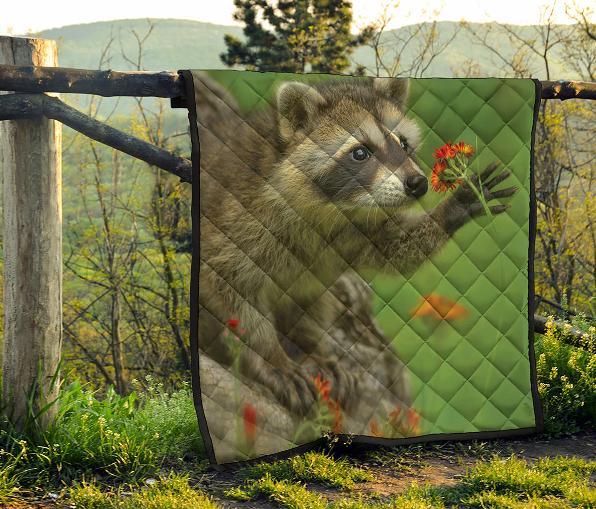 Raccoon And Flower Print Quilt