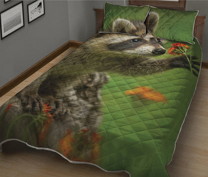 Raccoon And Flower Print Quilt Bed Set