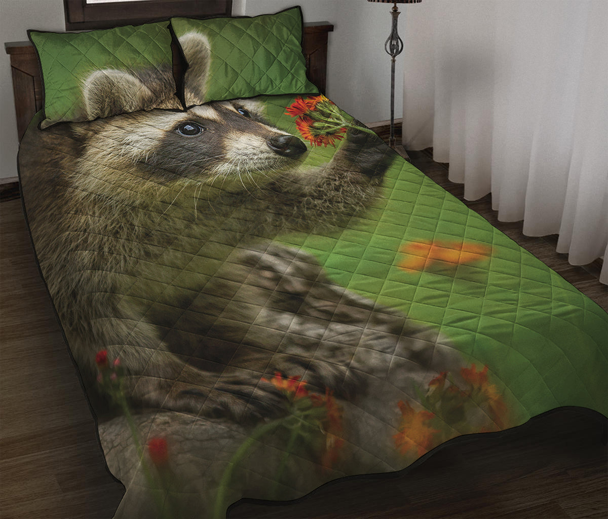 Raccoon And Flower Print Quilt Bed Set