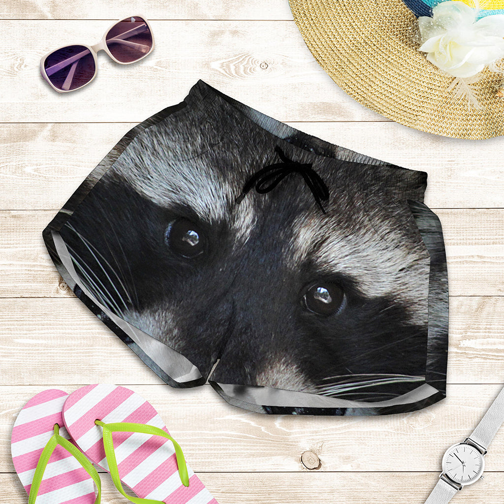 Raccoon Portrait Print Women's Shorts