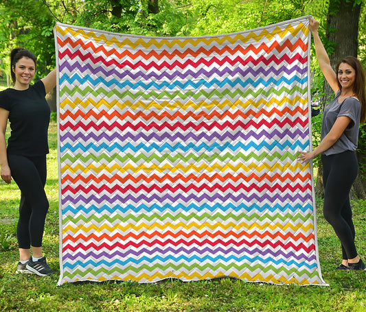 Rainbow Chevron Pattern Print Quilt