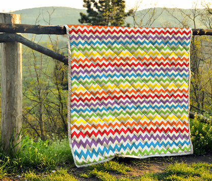 Rainbow Chevron Pattern Print Quilt