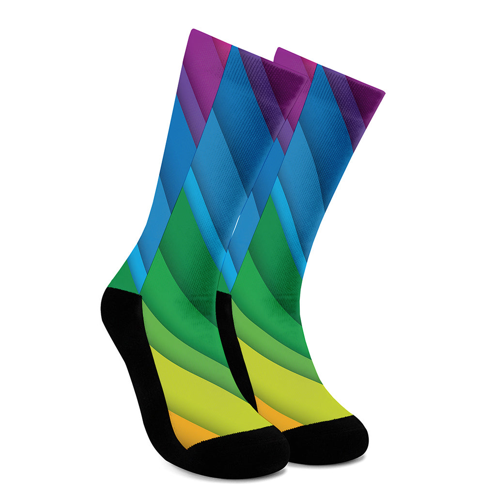Rainbow Diagonal Lines Pattern Print Crew Socks