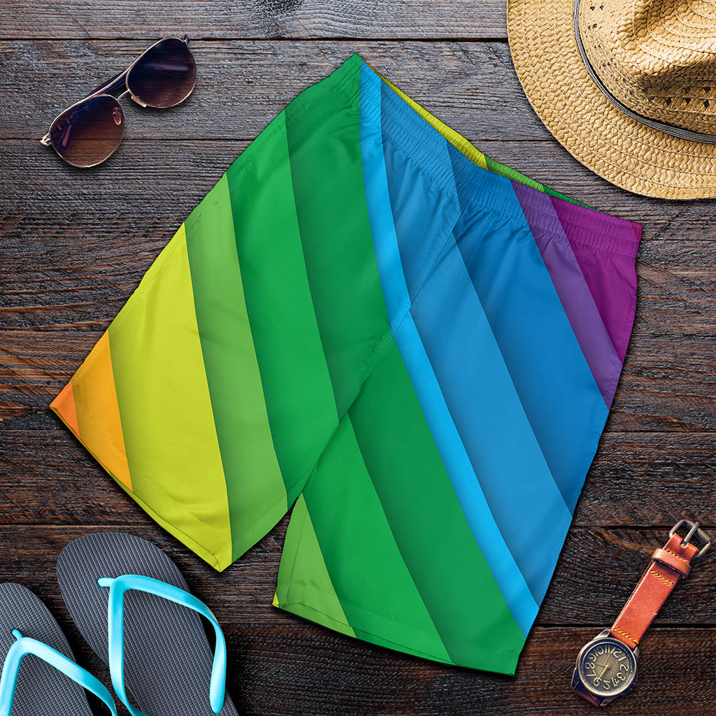 Rainbow Diagonal Lines Pattern Print Men's Shorts