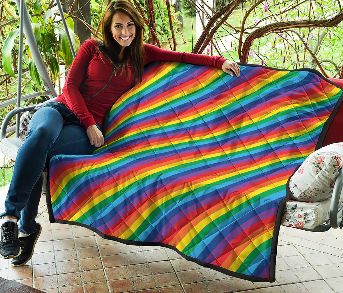Rainbow Diagonal Striped Pattern Print Quilt