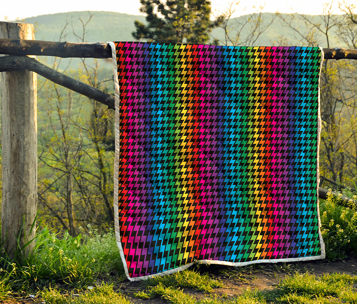 Rainbow Gay Pride Zigzag Pattern Print Quilt