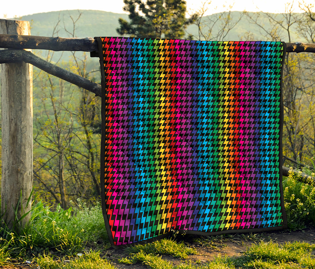 Rainbow Gay Pride Zigzag Pattern Print Quilt