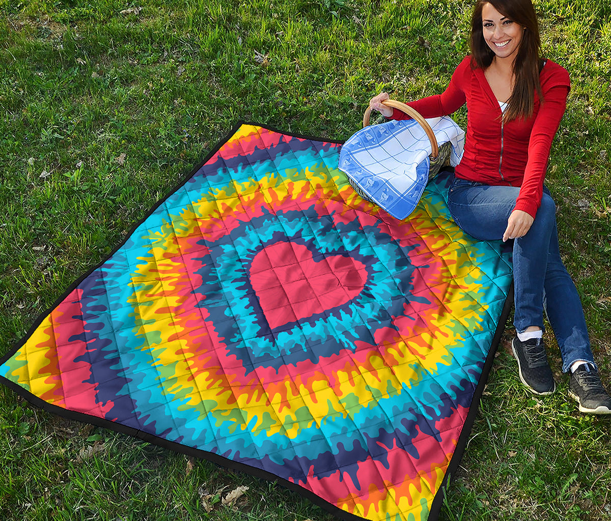 Rainbow Heart Tie Dye Print Quilt